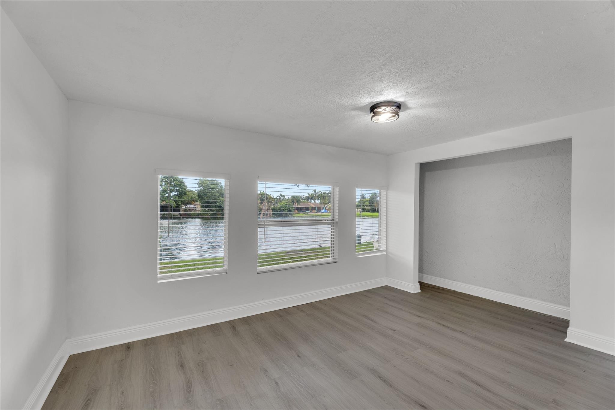 LAKEWOOD EAST SEC 1 - Residential