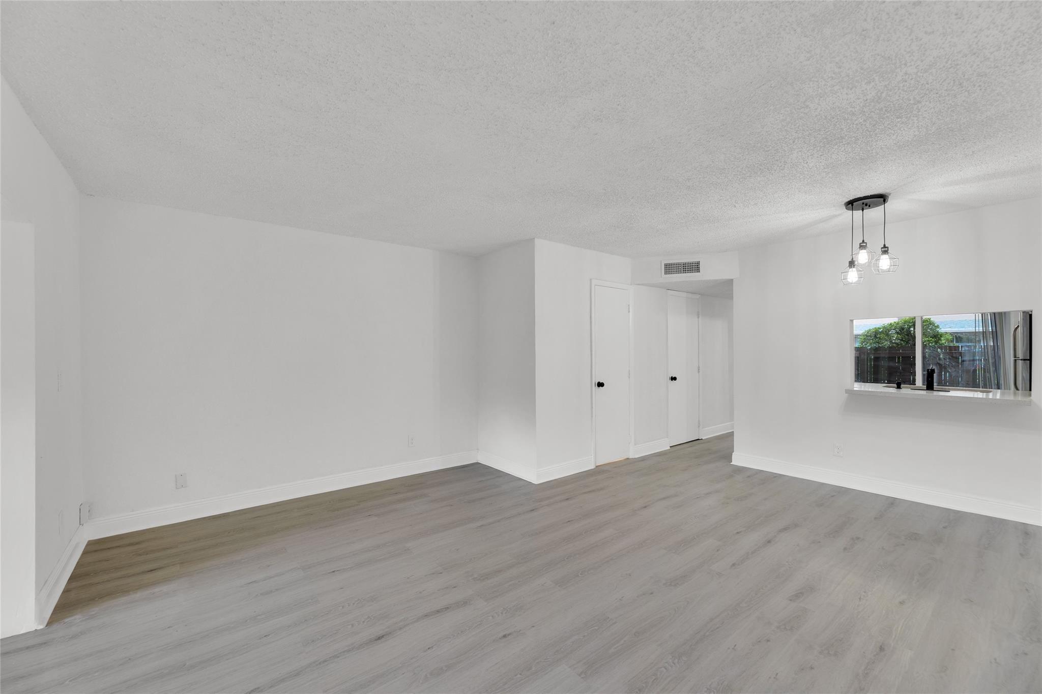 LAKEWOOD EAST SEC 1 - Residential