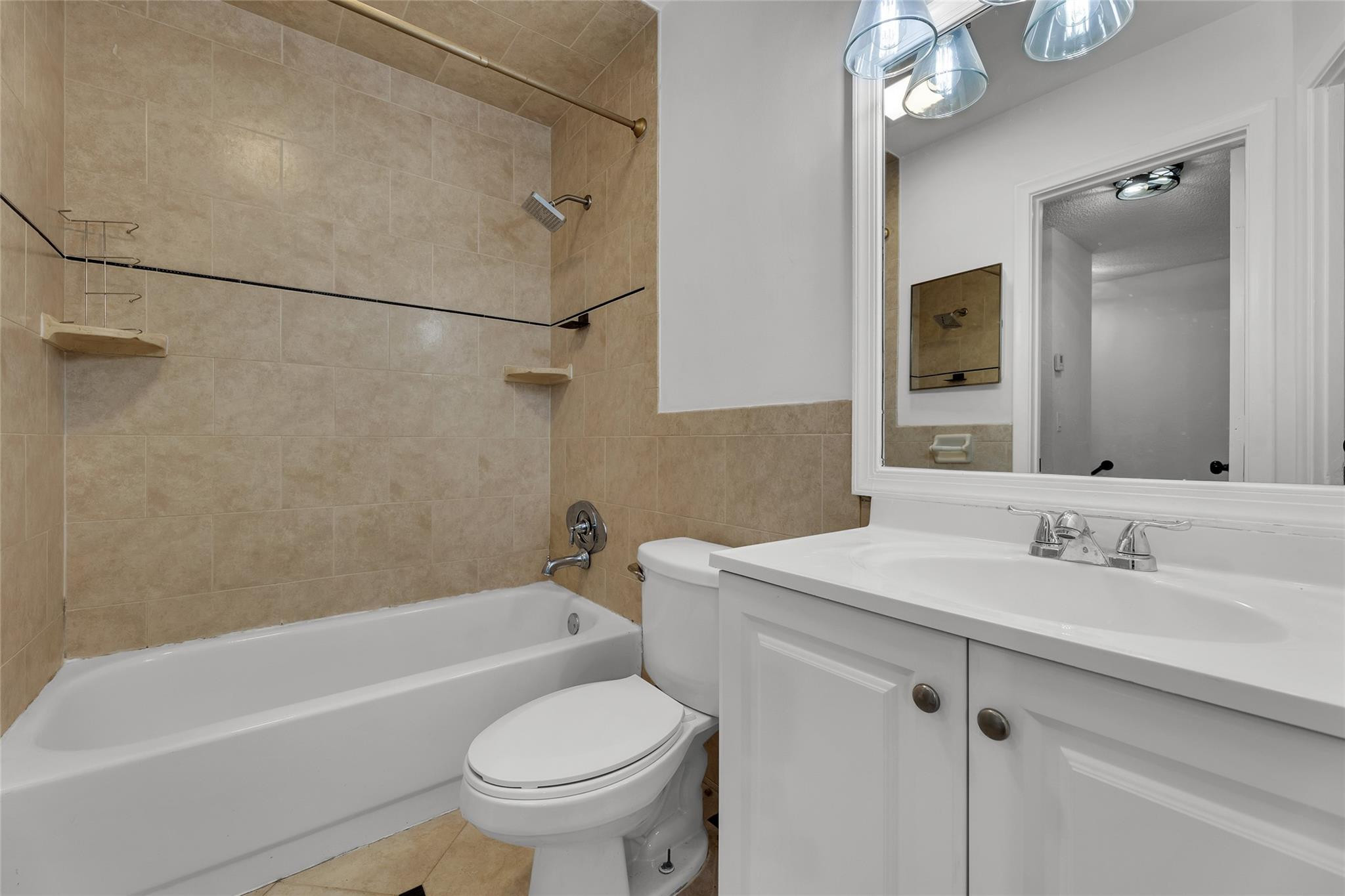 LAKEWOOD EAST SEC 1 - Residential