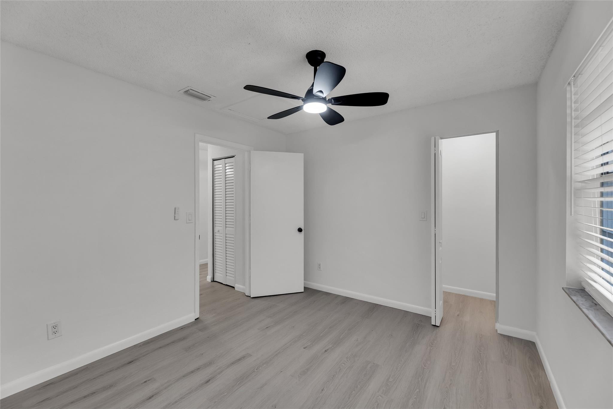 LAKEWOOD EAST SEC 1 - Residential