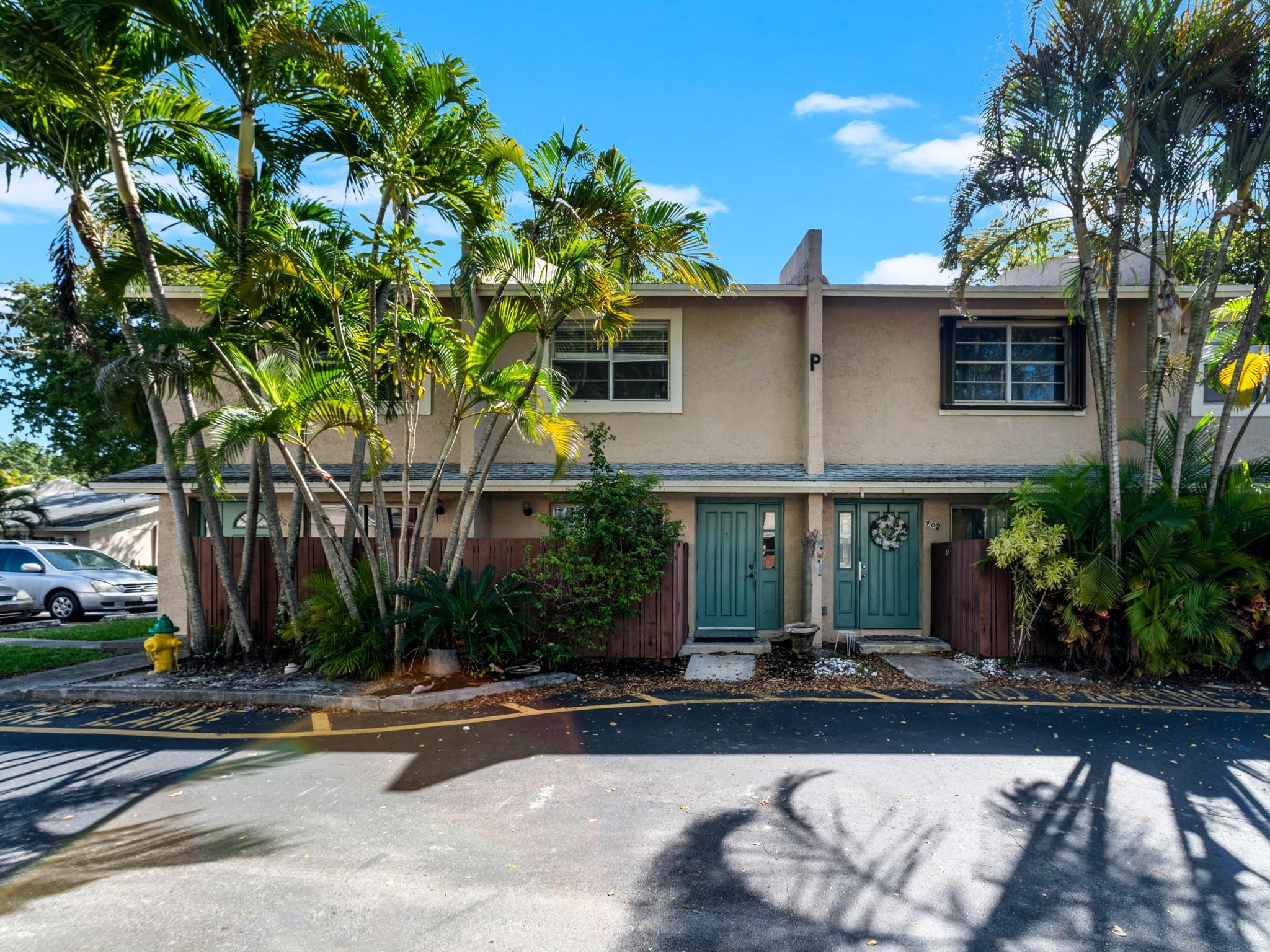LAKEWOOD EAST SEC 1 - Residential