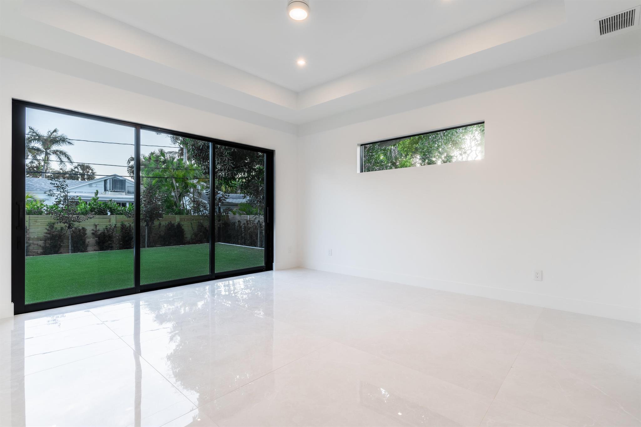 NORTH SHORE TERRACE PL 2 - Residential