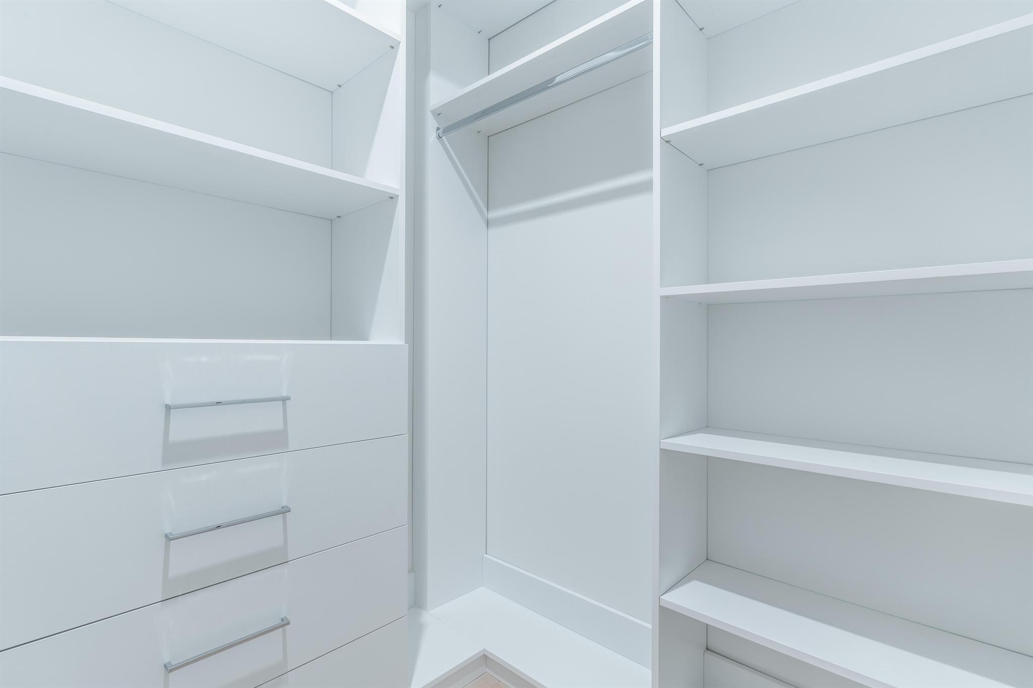 NORTH SHORE TERRACE PL 2 - Residential