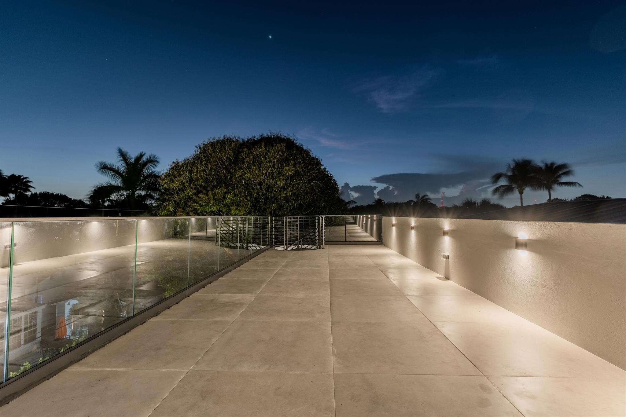 NORTH SHORE TERRACE PL 2 - Residential