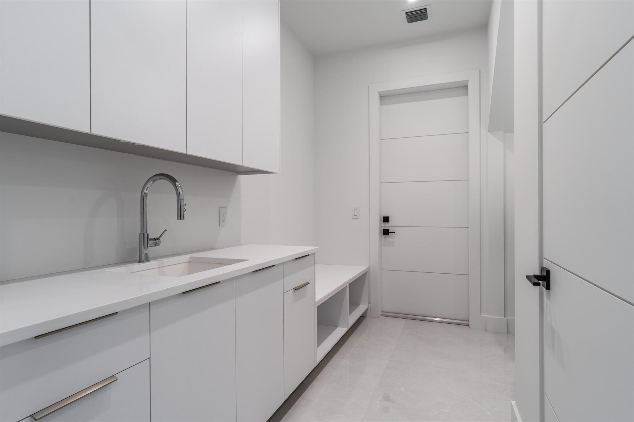 NORTH SHORE TERRACE PL 2 - Residential