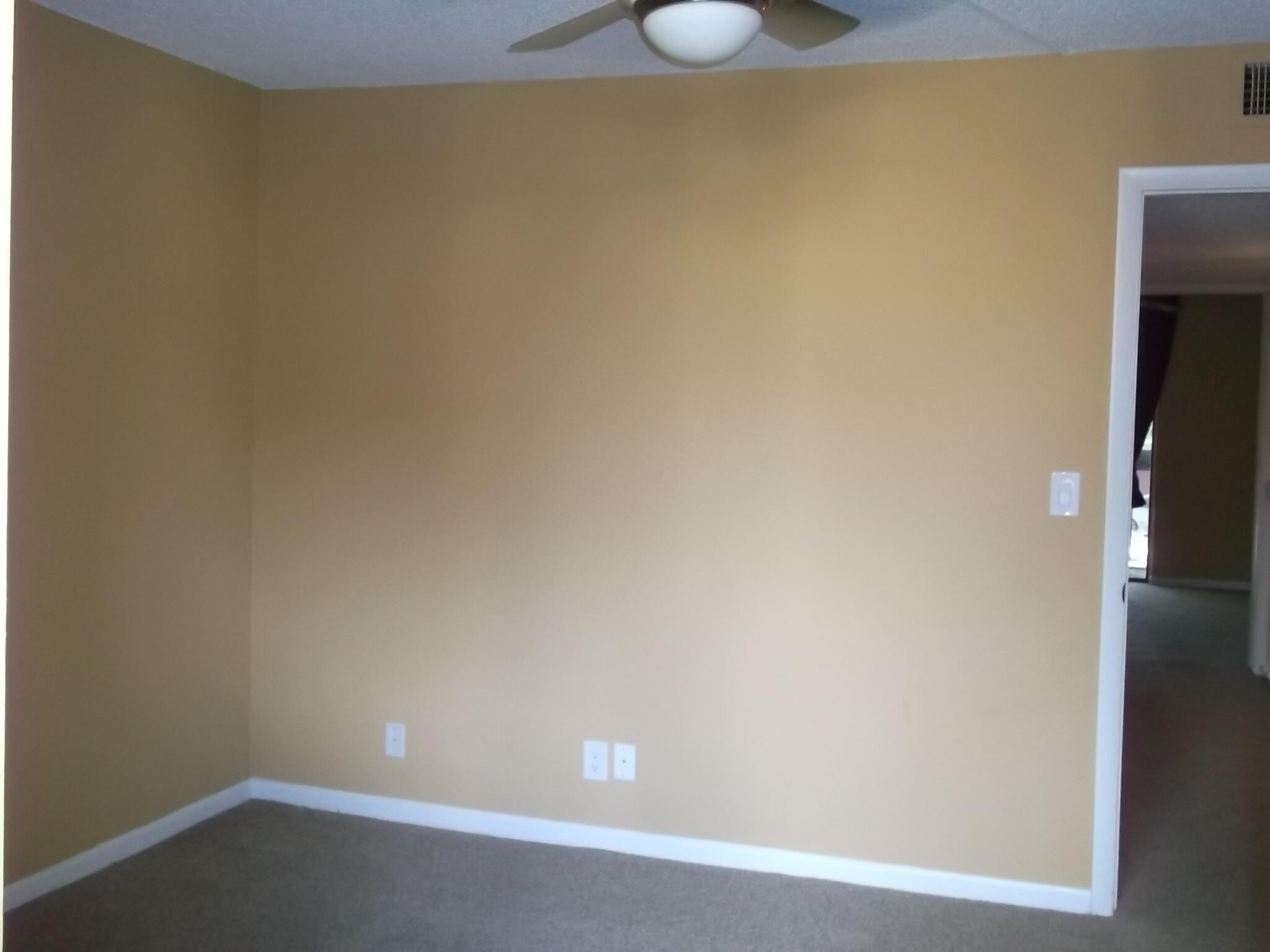 VISTA GARDENS I CONDO - Residential Lease