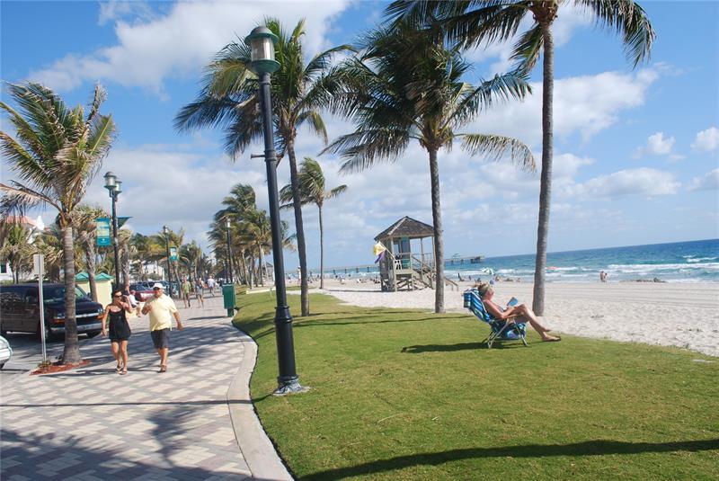 VISTA GARDENS I CONDO - Residential Lease