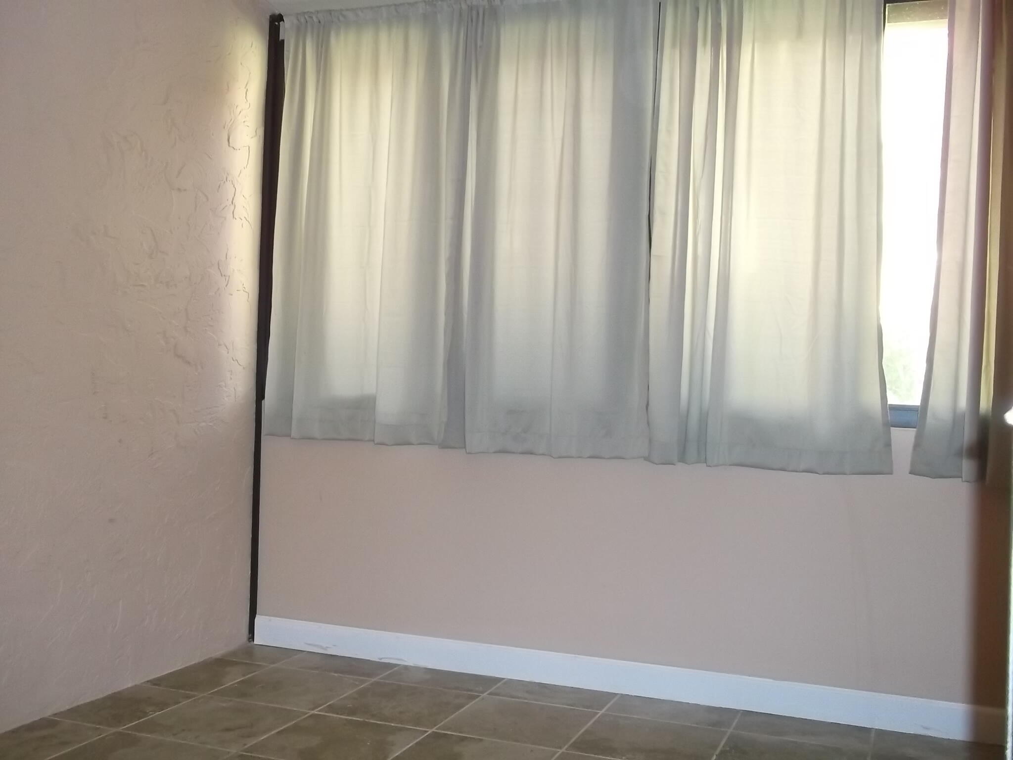 VISTA GARDENS I CONDO - Residential Lease