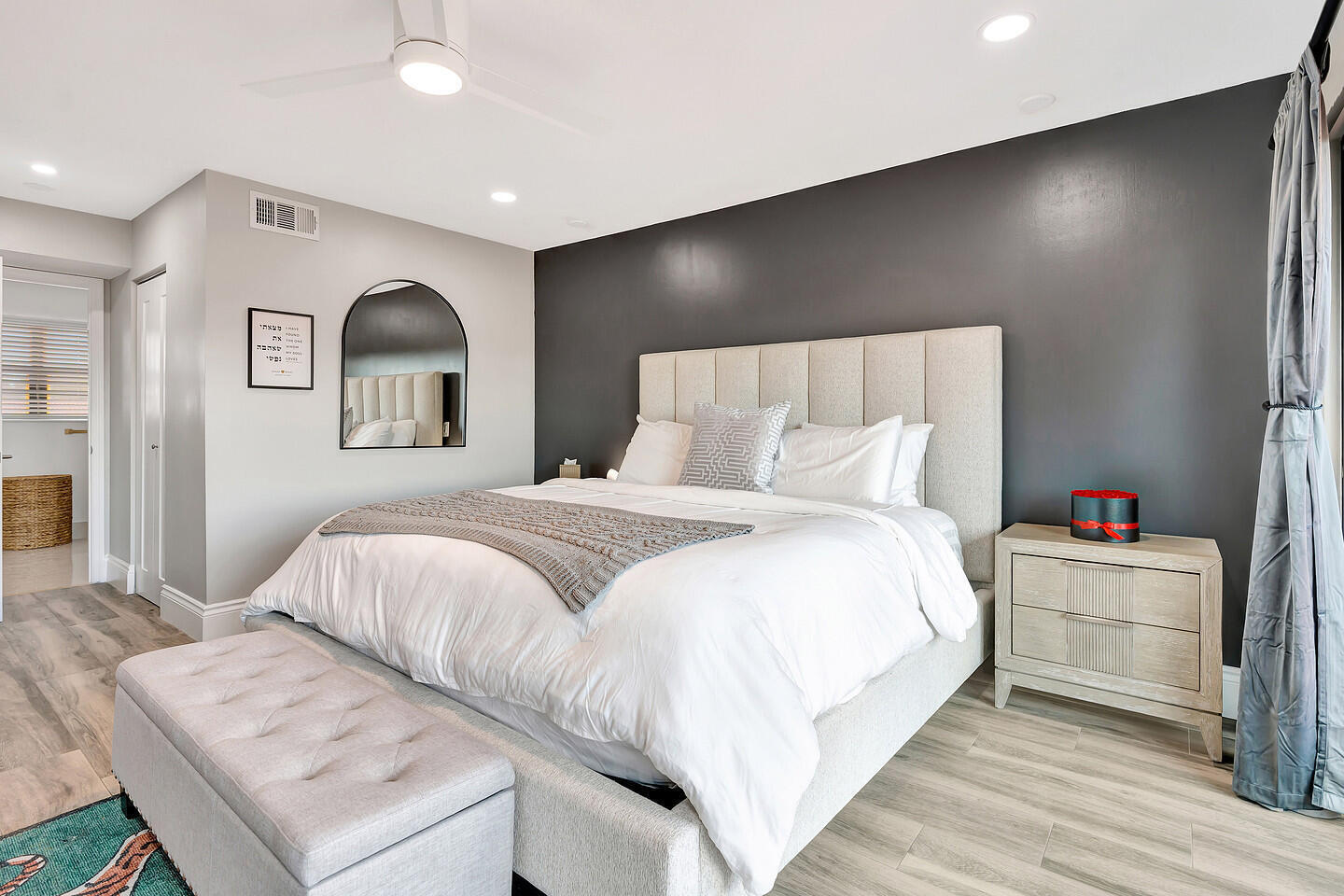 VILLA SONRISA CONDO - Residential