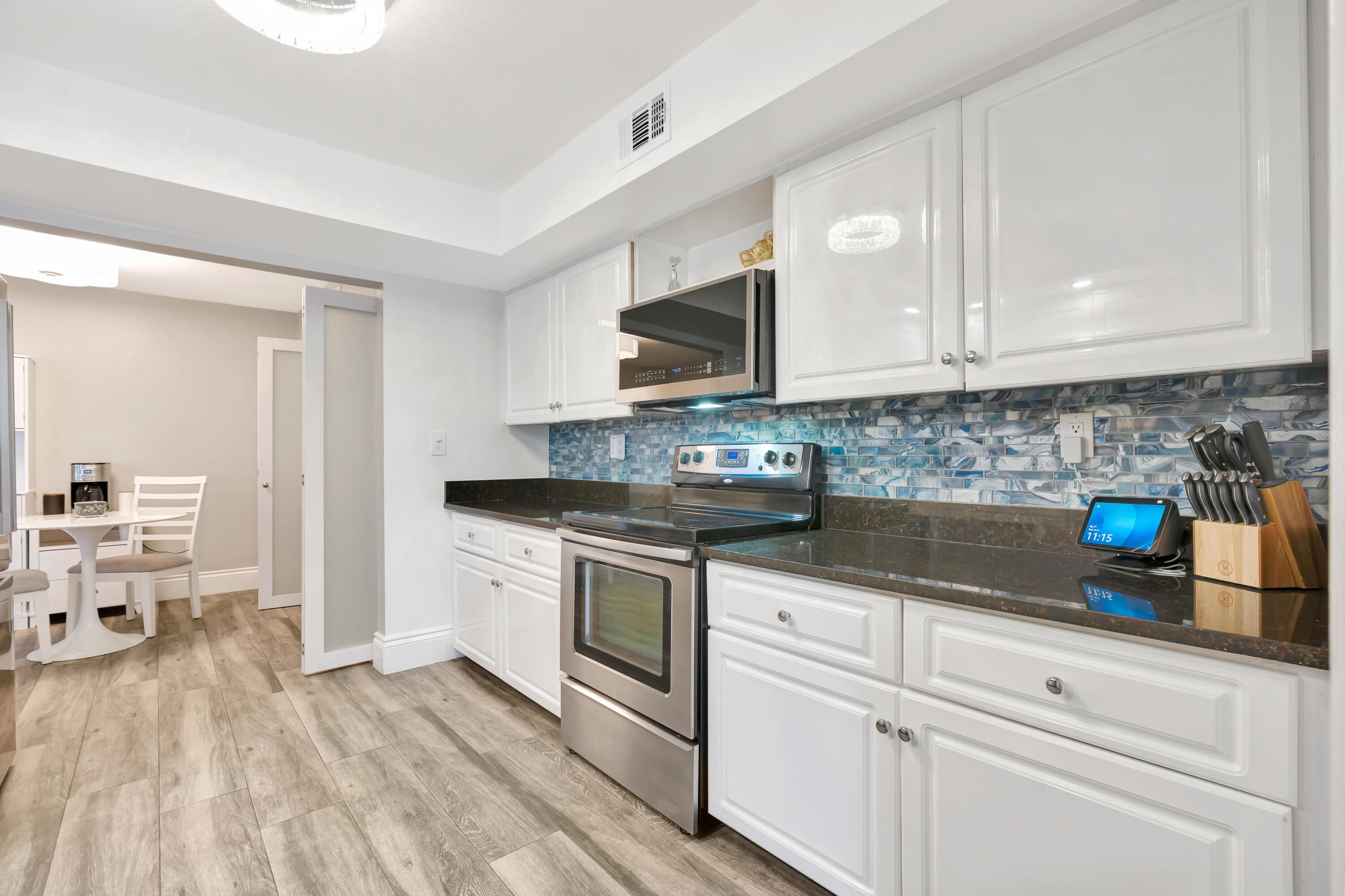 VILLA SONRISA CONDO - Residential