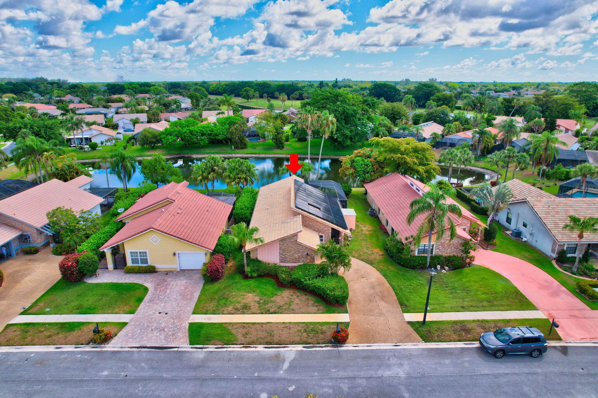 10204 Camelback Lane
