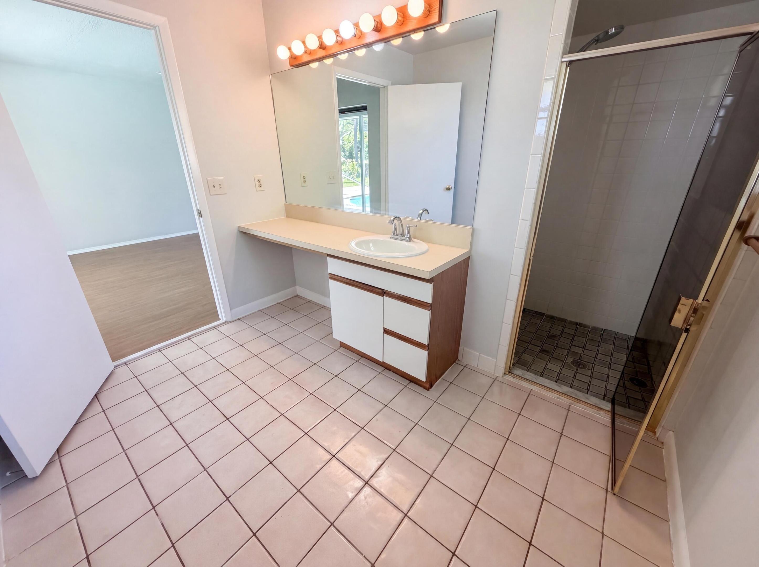 THORBURY HEIGHTS - Residential