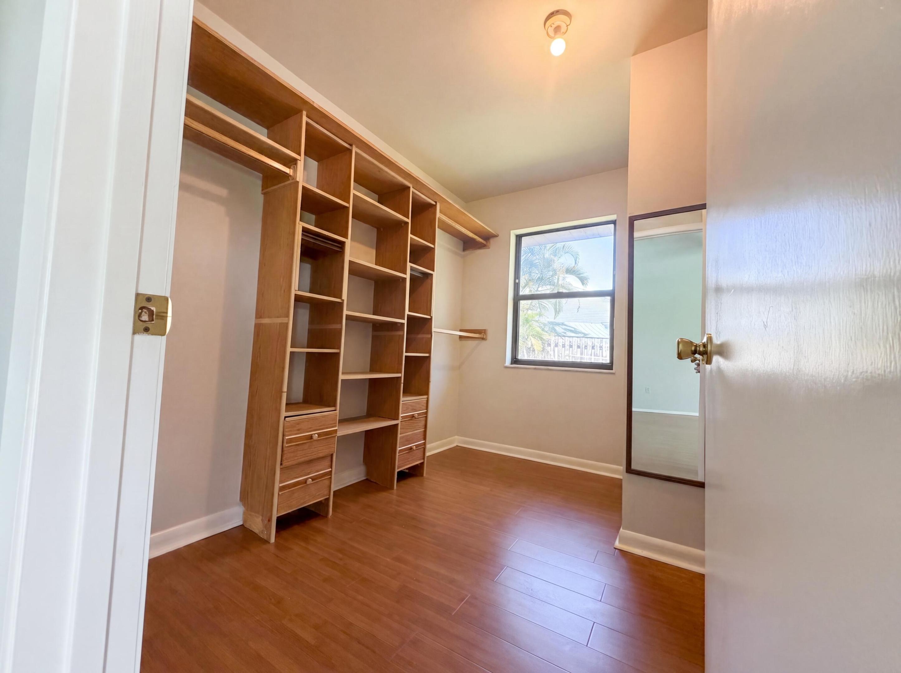 THORBURY HEIGHTS - Residential