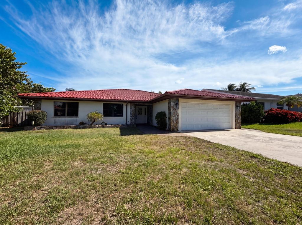 Photo of 2026 Mark Drive, Lake Worth, FL 33461 (MLS # B26033472)