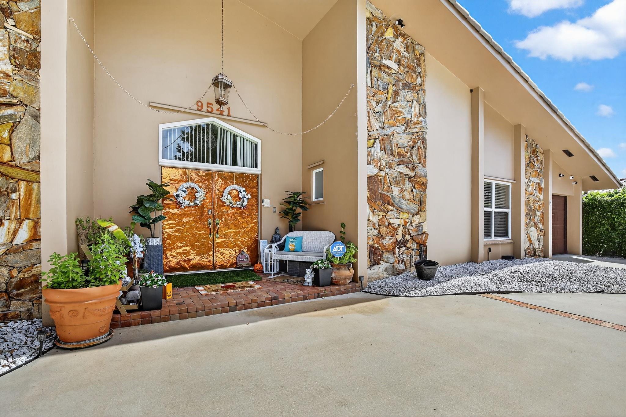 JACARANDA COUNTRY CLUB WE - Residential