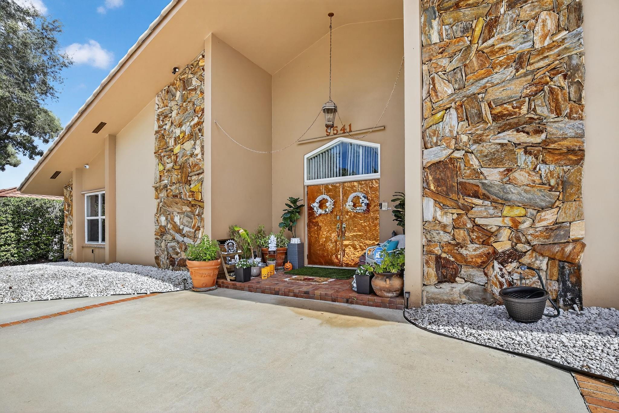 JACARANDA COUNTRY CLUB WE - Residential