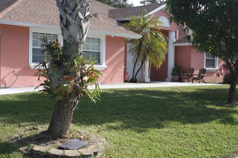 A home in Port St Lucie