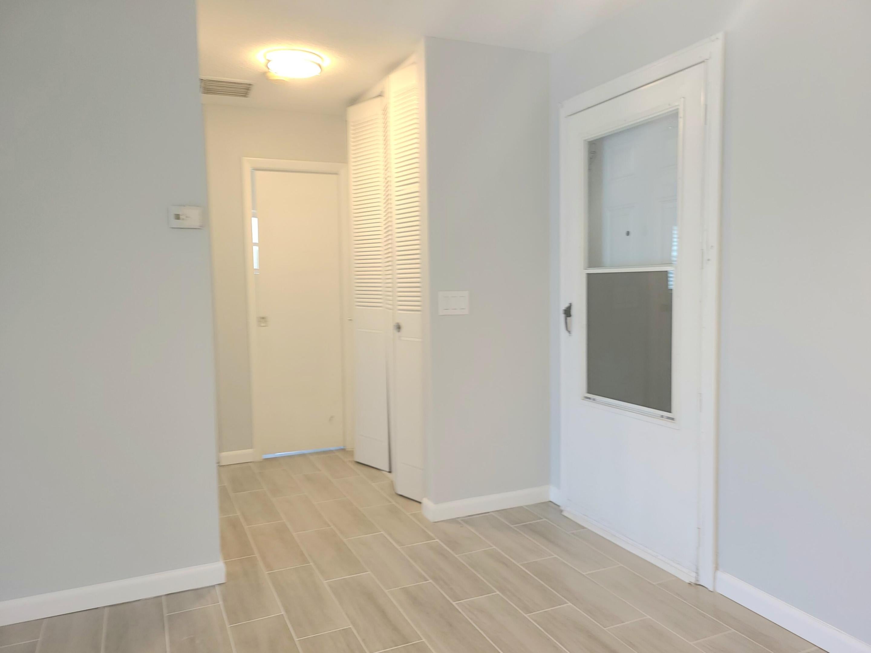 414 PINE GLEN C-2