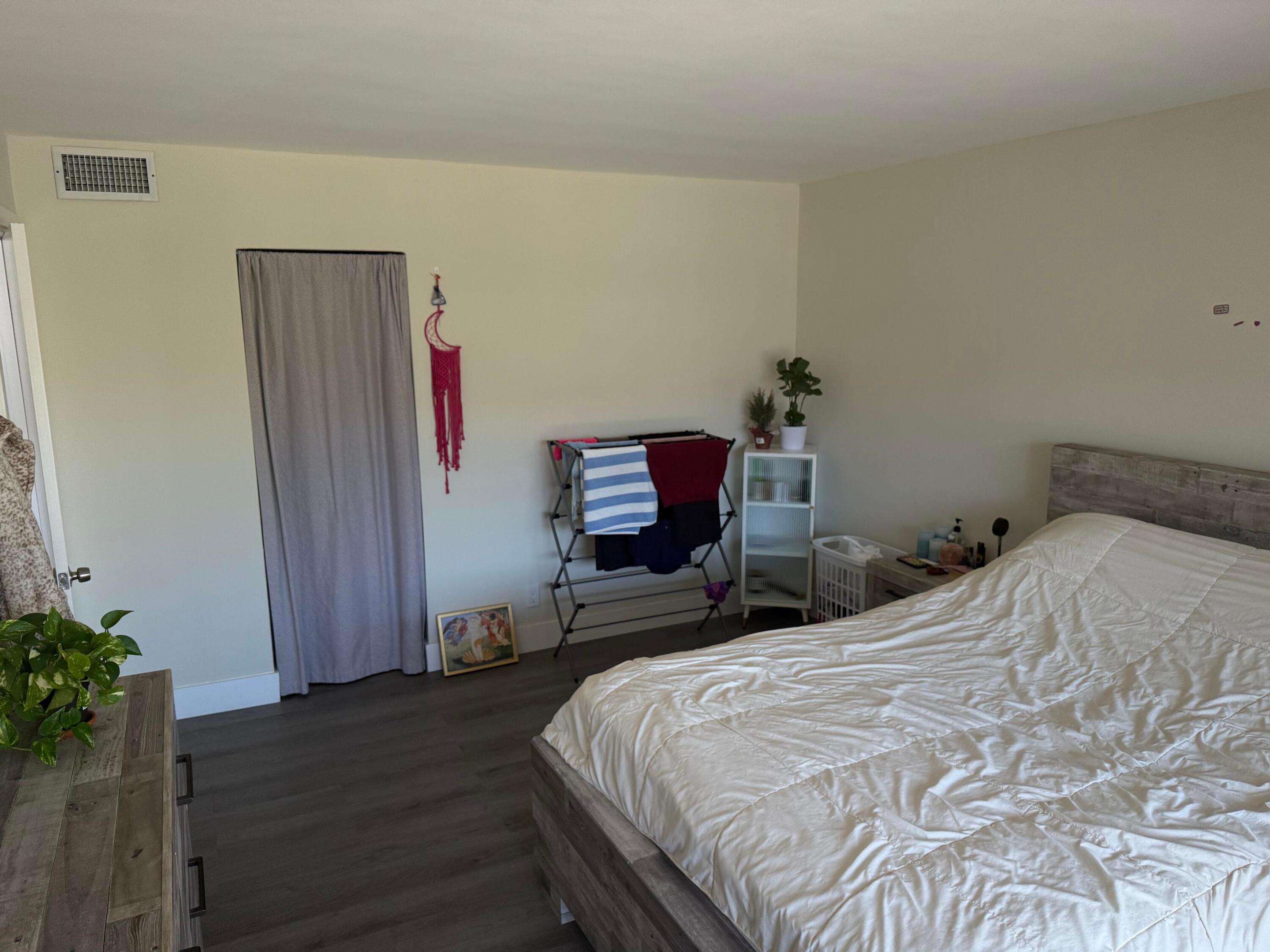 THIRD GULFSTREAM GARDEN - Residential Lease