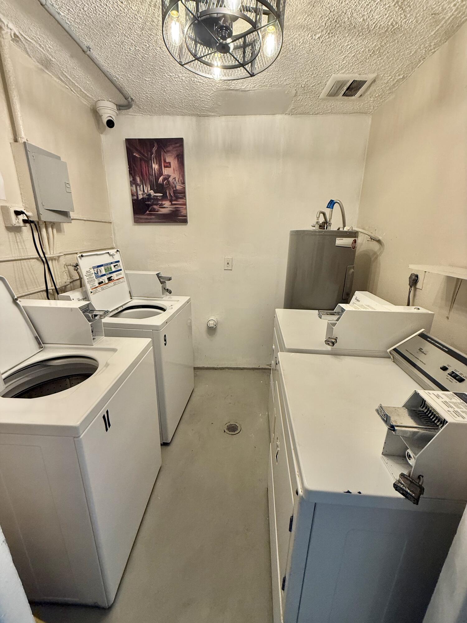 THIRD GULFSTREAM GARDEN - Residential Lease