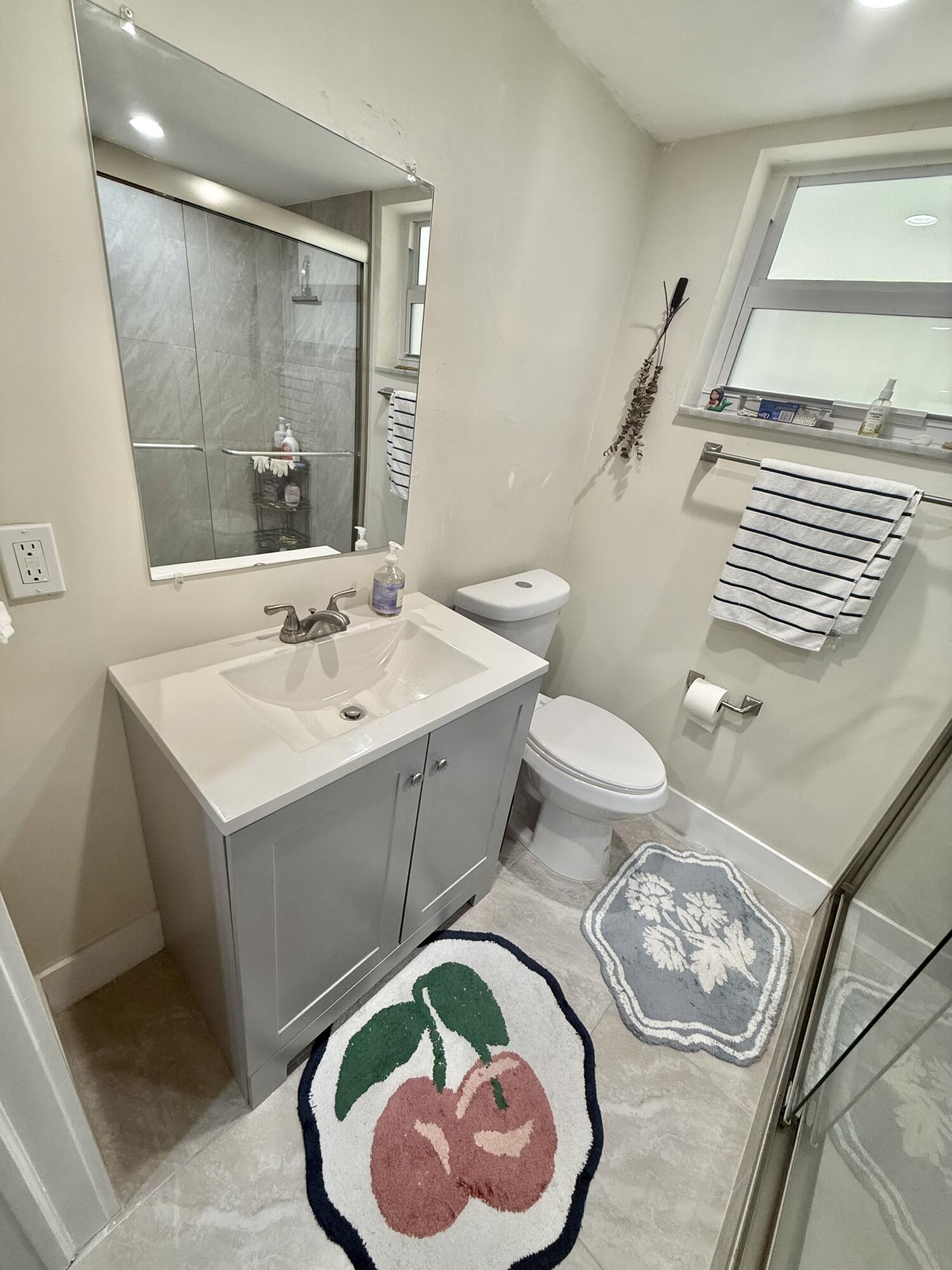 THIRD GULFSTREAM GARDEN - Residential Lease