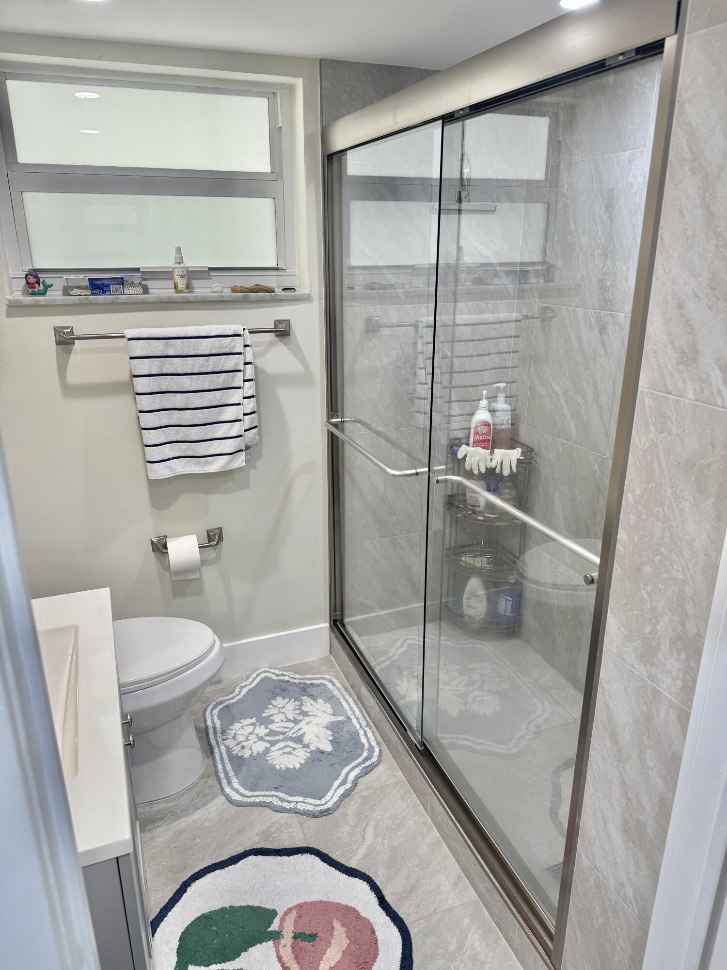 THIRD GULFSTREAM GARDEN - Residential Lease