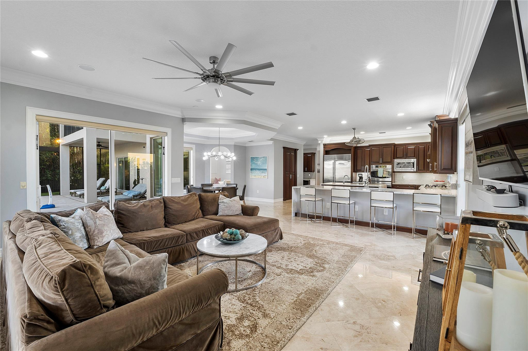 CANYON SPRINGS - Residential