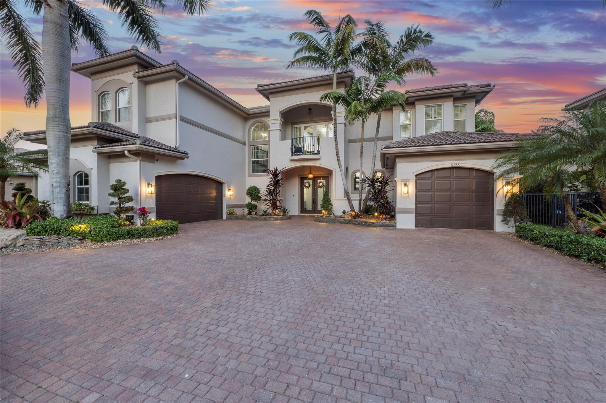 CANYON SPRINGS - Residential