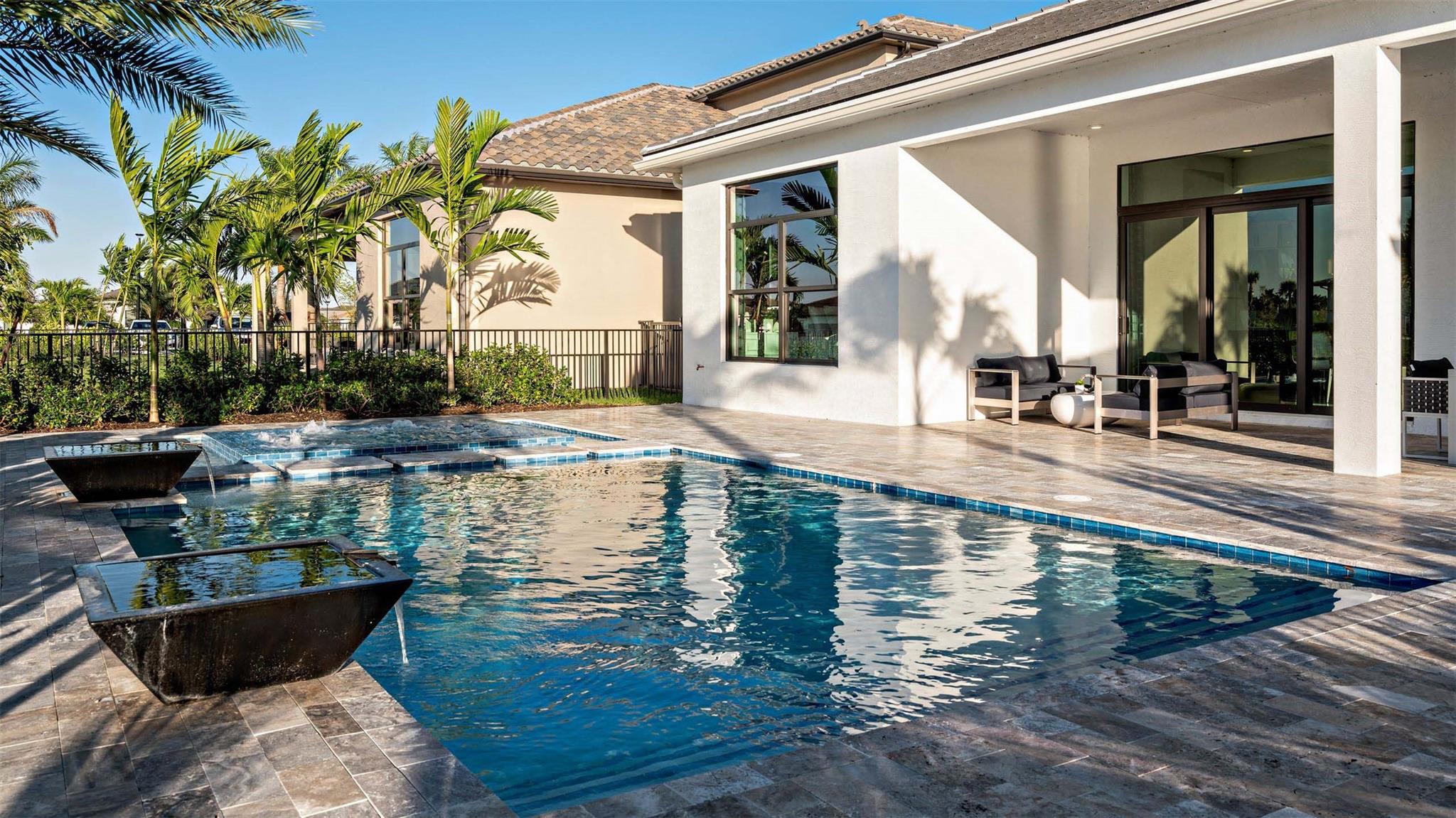 CRESSWIND PALM BEACH - Residential