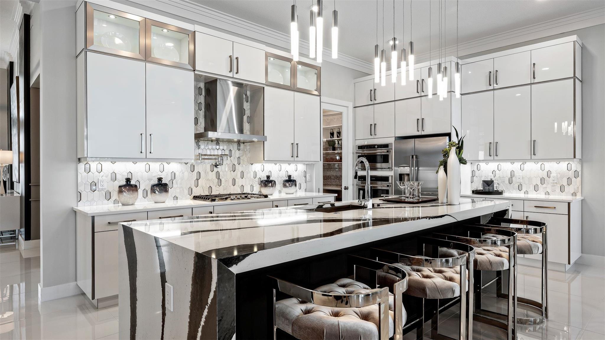 CRESSWIND PALM BEACH - Residential