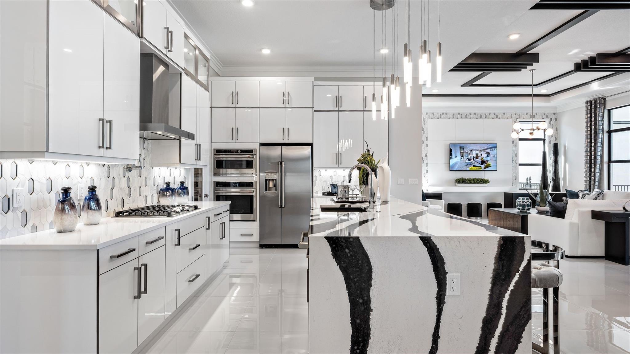 CRESSWIND PALM BEACH - Residential