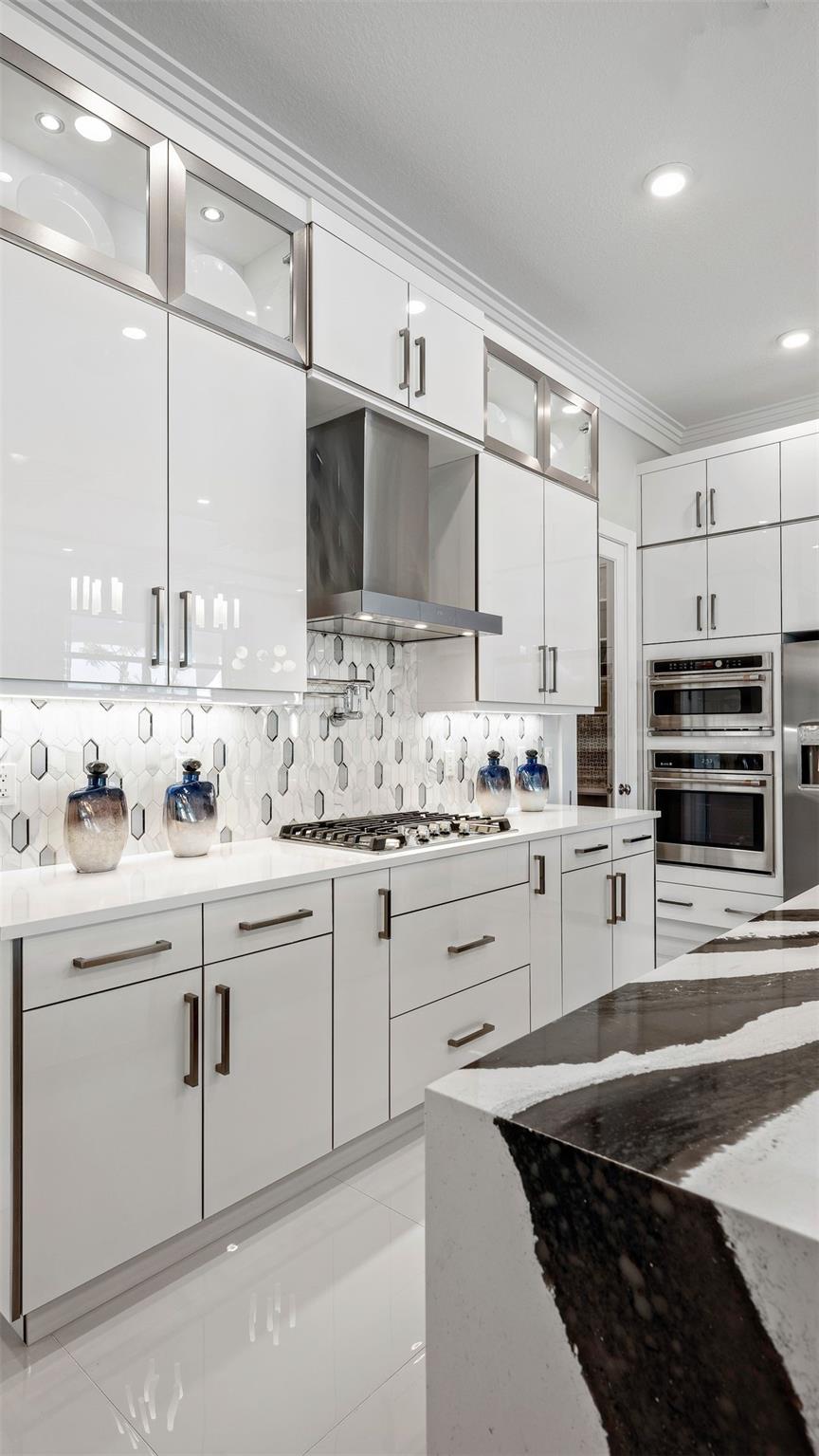 CRESSWIND PALM BEACH - Residential