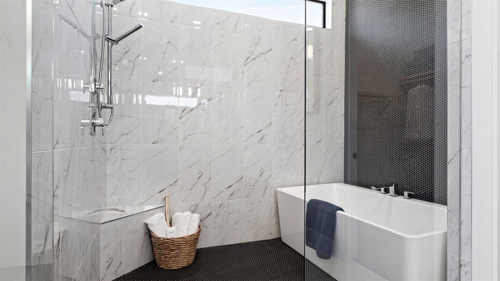 CRESSWIND PALM BEACH - Residential