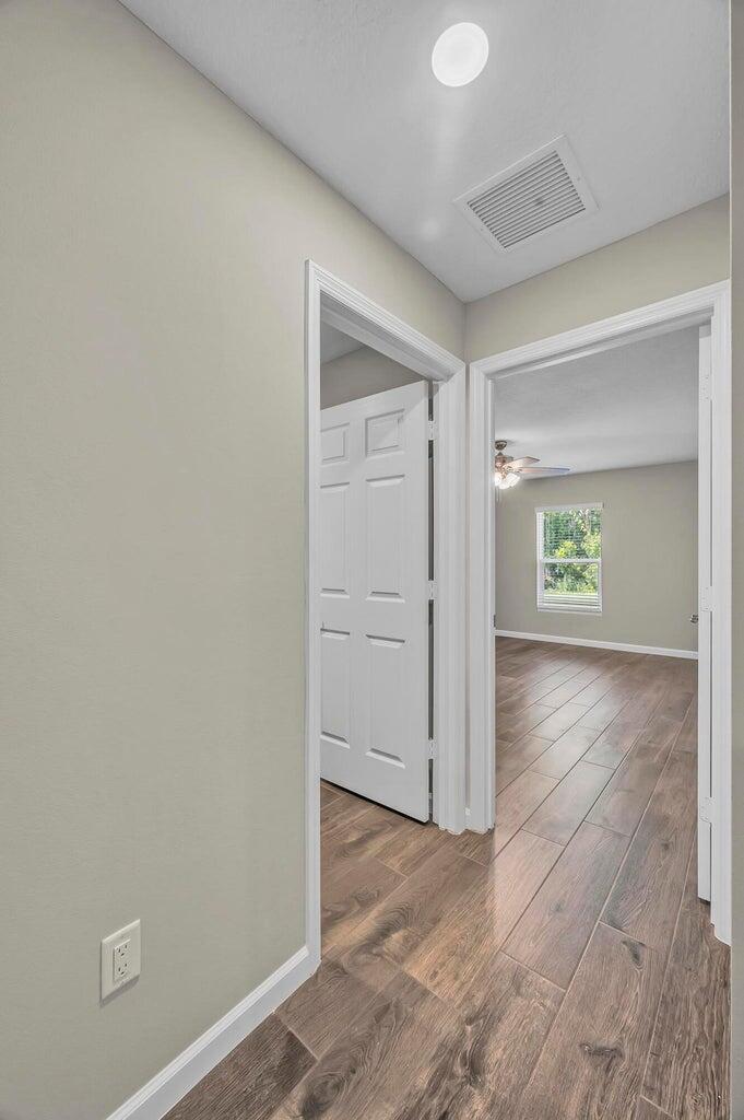 PORT ST LUCIE SECTION 25 - Residential Lease