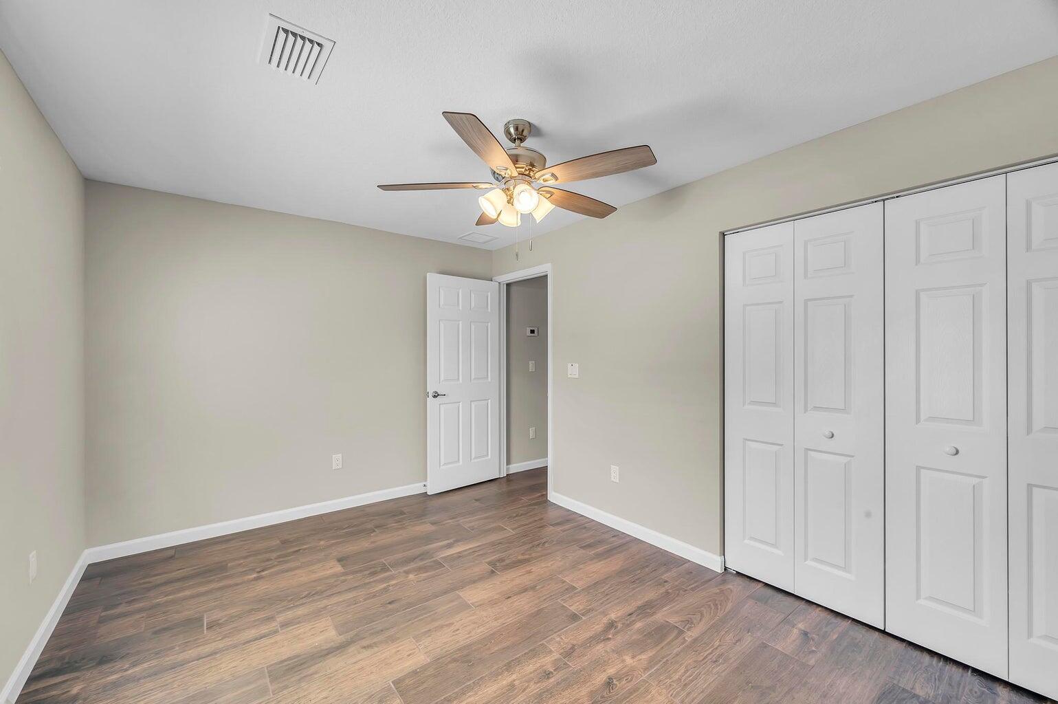 PORT ST LUCIE SECTION 25 - Residential Lease