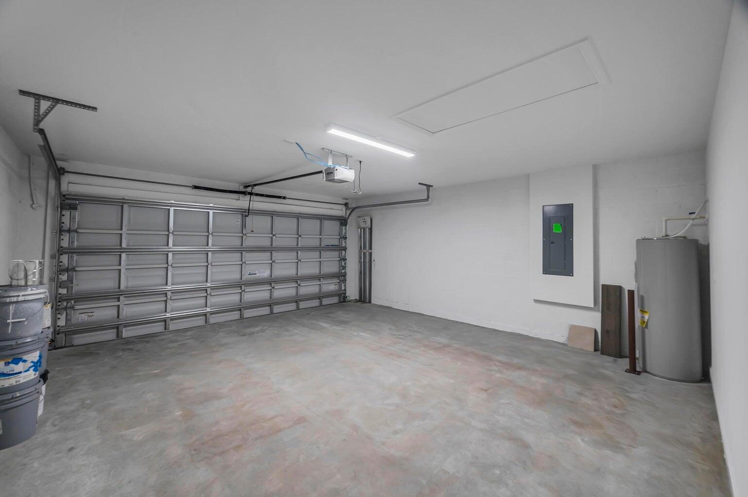 PORT ST LUCIE SECTION 25 - Residential Lease