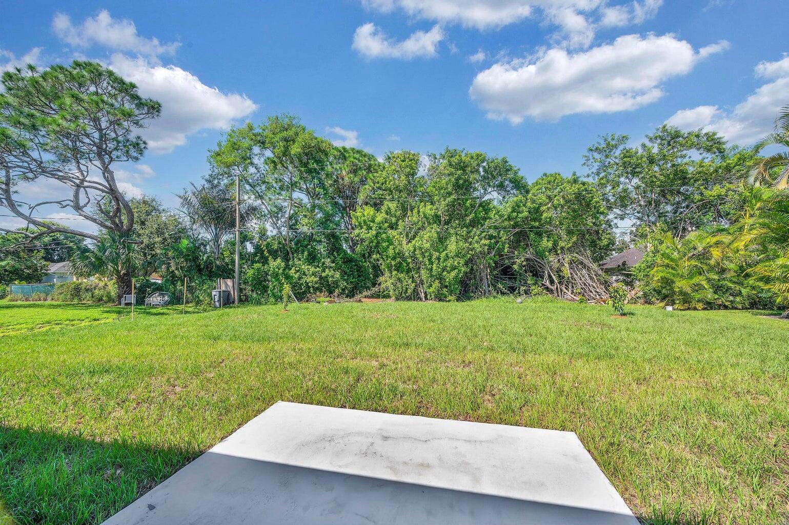 PORT ST LUCIE SECTION 25 - Residential Lease