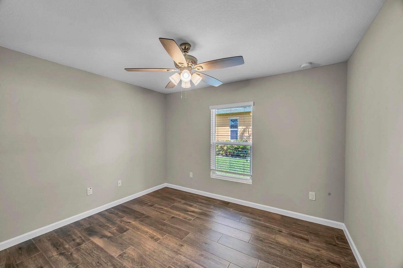 PORT ST LUCIE SECTION 25 - Residential Lease