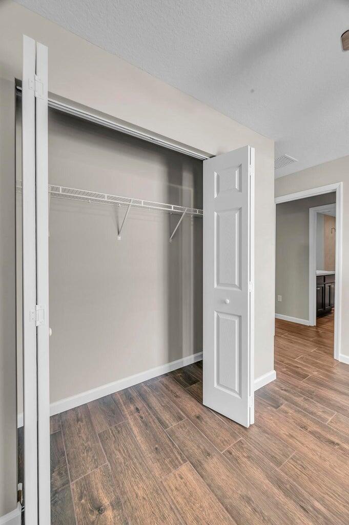 PORT ST LUCIE SECTION 25 - Residential Lease