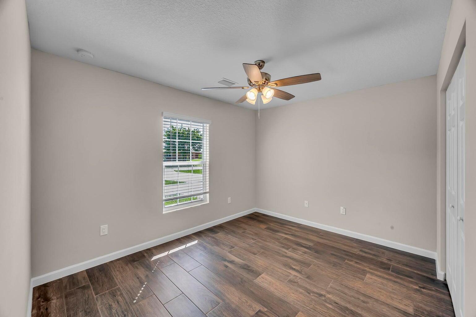 PORT ST LUCIE SECTION 25 - Residential Lease