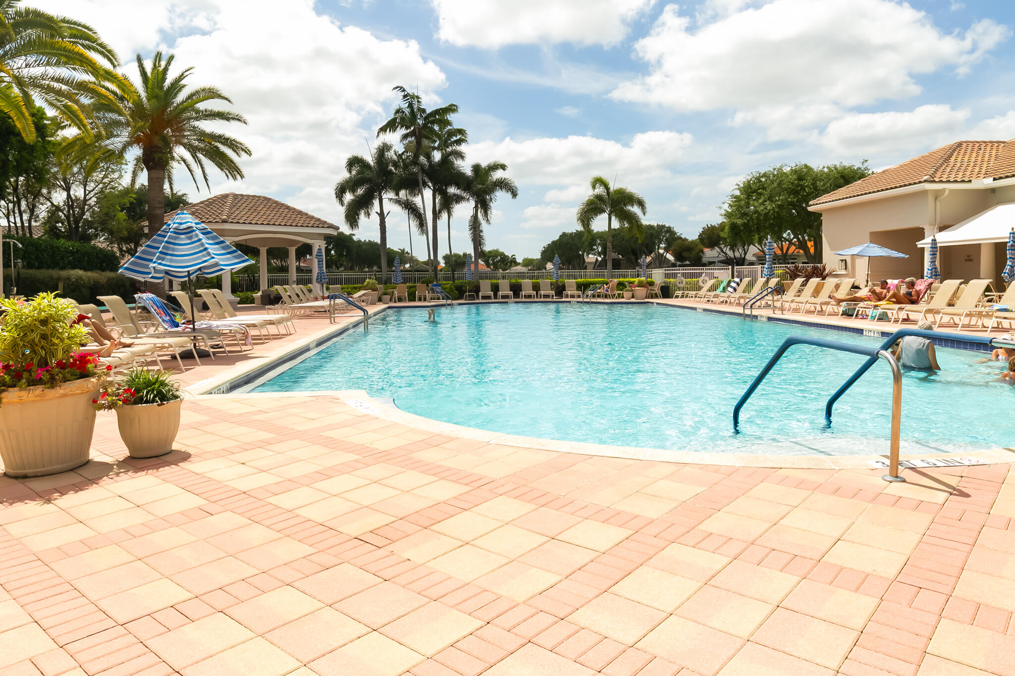 TUSCANY PAR E - Residential