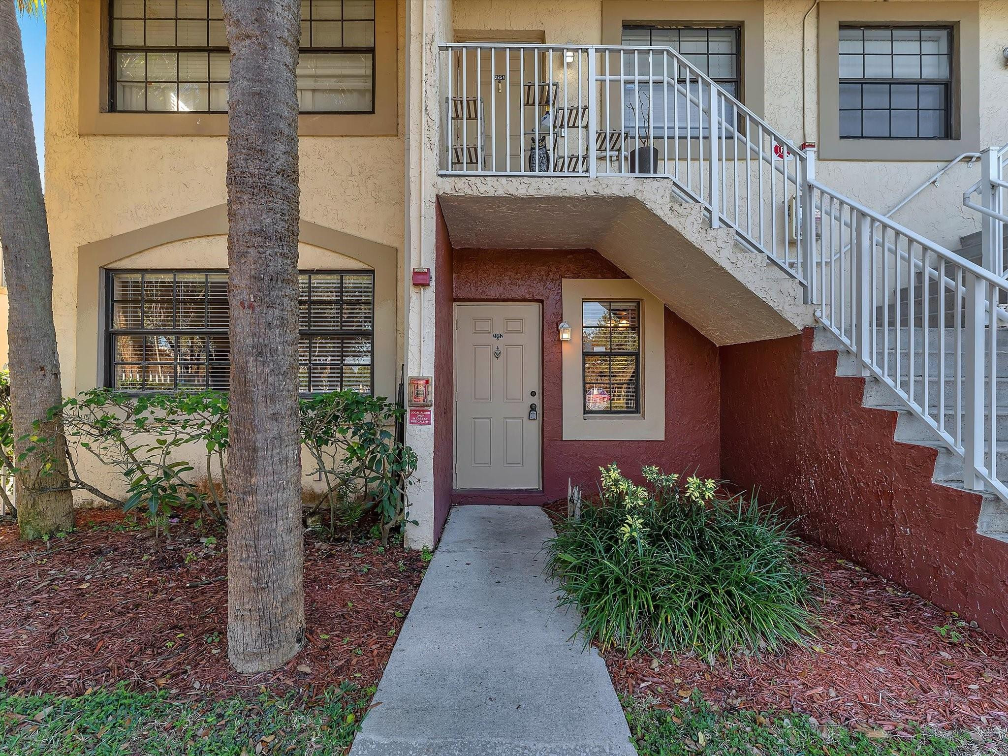 Country Park Condo - Residential Lease