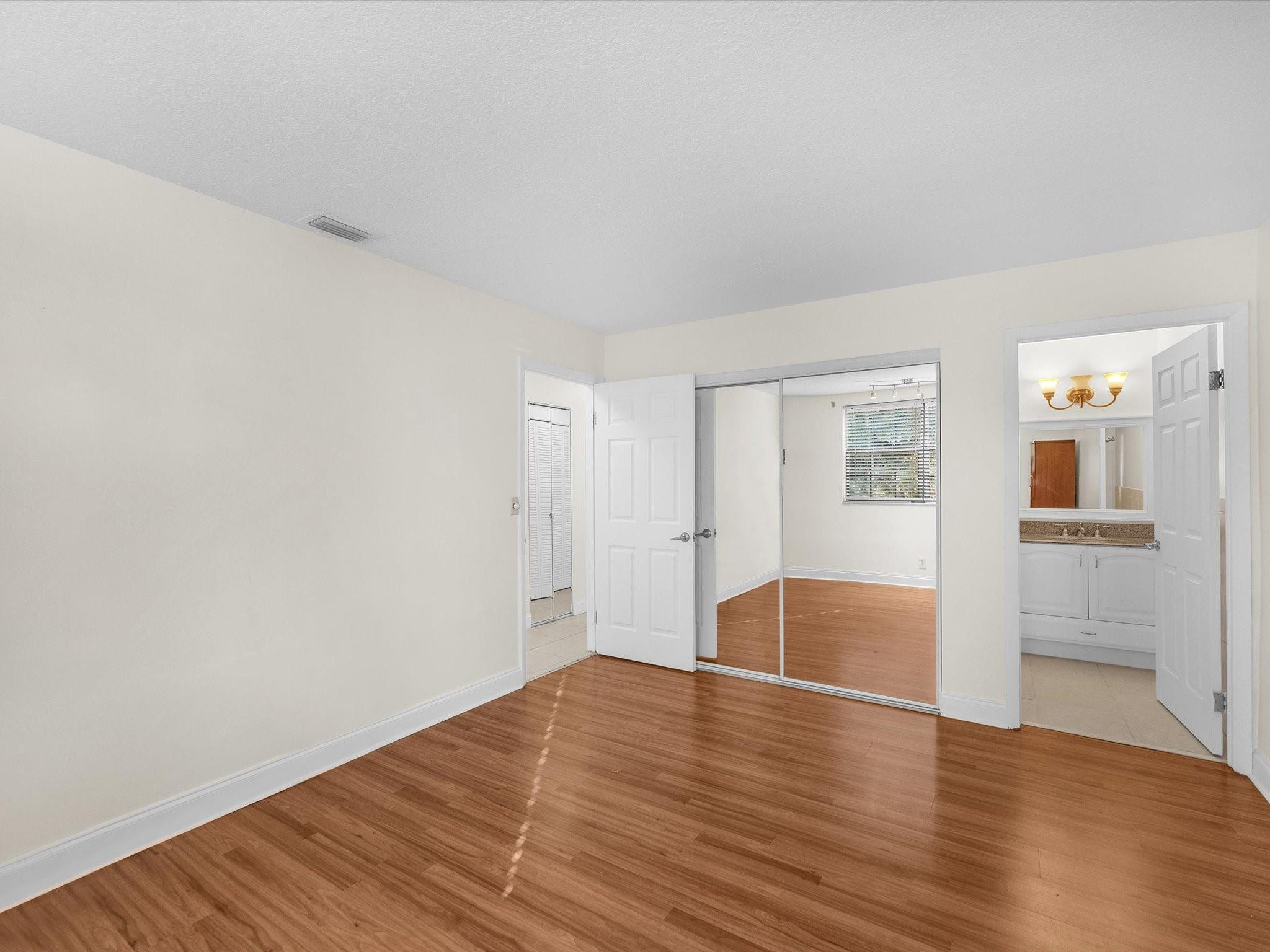 Country Park Condo - Residential Lease