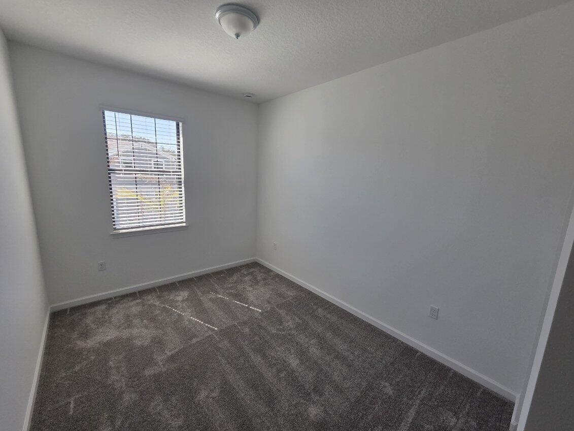 95 RIVERSIDE PUD PHASE IV (CAMELLIA) - Residential Lease