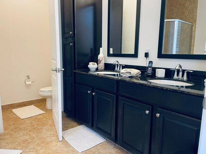 BLUE LAKE TOWNHOMES - Residential Lease