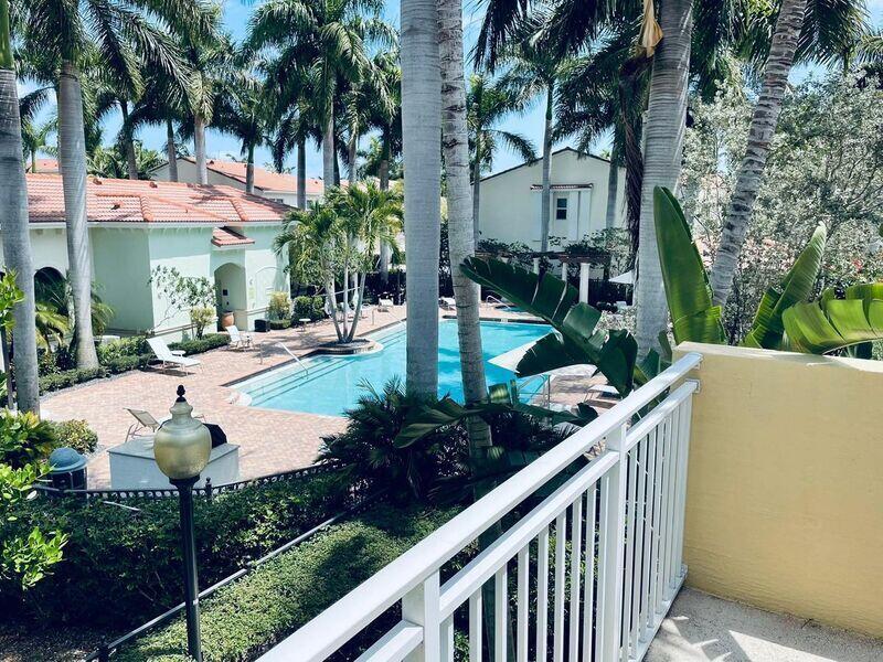 BLUE LAKE TOWNHOMES - Residential Lease