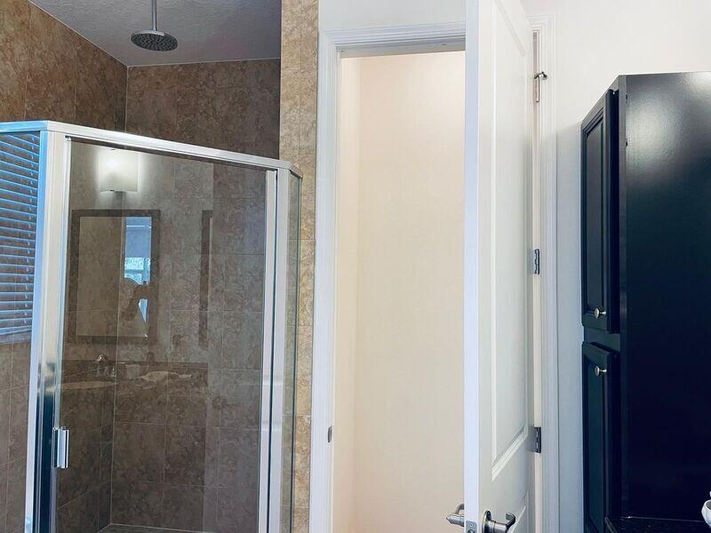 BLUE LAKE TOWNHOMES - Residential Lease