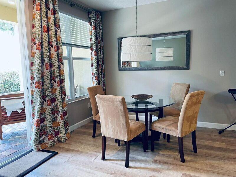 BLUE LAKE TOWNHOMES - Residential Lease