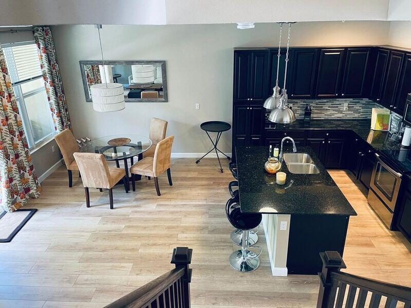 BLUE LAKE TOWNHOMES - Residential Lease