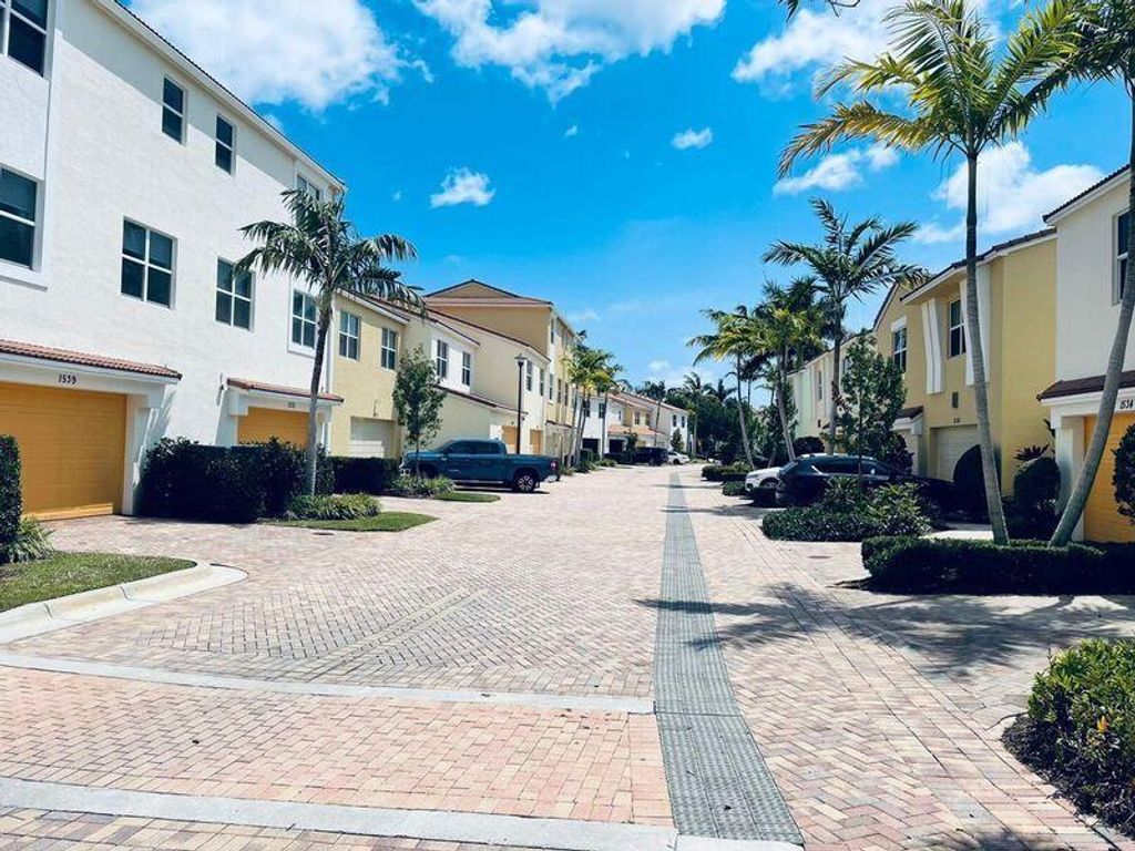 Photo of 1527 NW 48th Lane, Boca Raton, FL 33431 (MLS # R11146939)